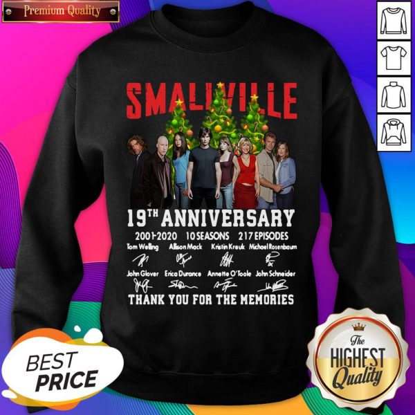 Top Smallville 10th Anniversary 2001 2021 Merry Christmas Signatures Sweatshirt- Design By Romancetees.com